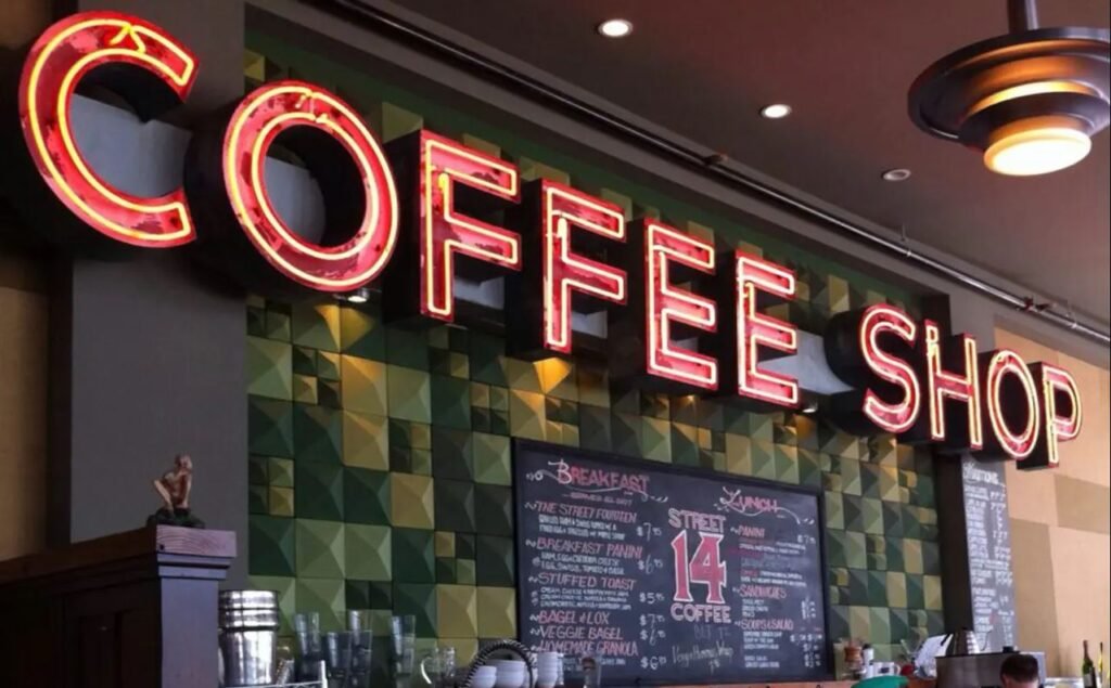 10 Coffee Shop Lighting Ideas
