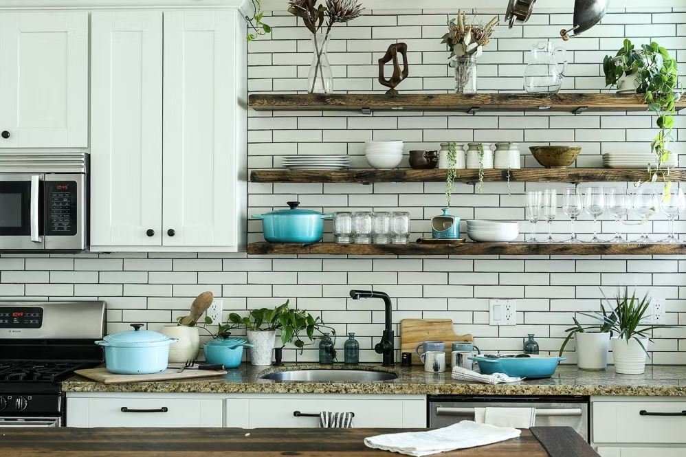 Open Shelving for a Small Kitchen